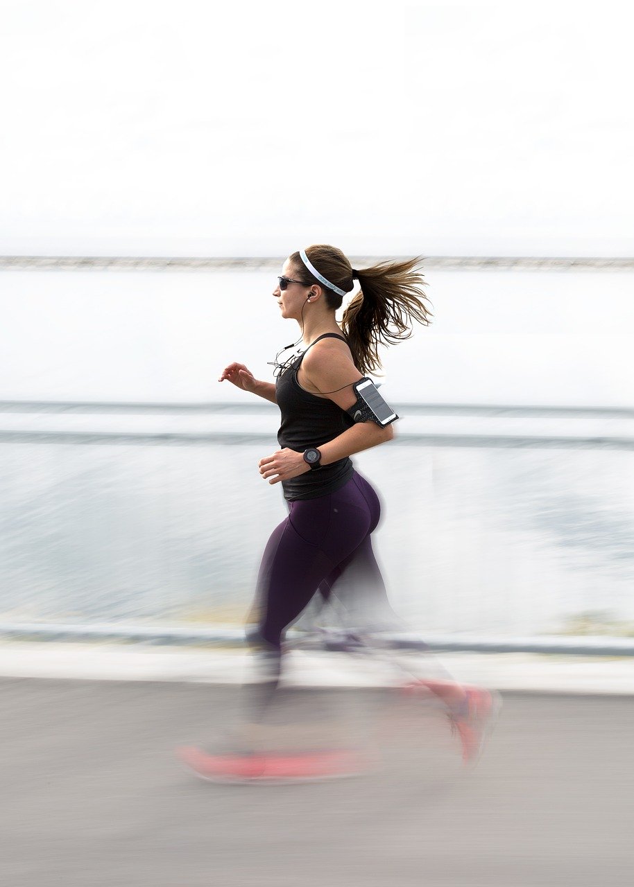 Who Uses Apps to Meet Their Fitness-Related New Year's Resolutions?